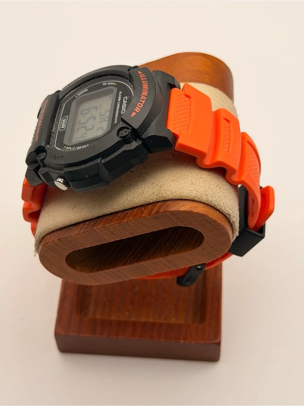 Casio W-219H-4AV Orange Digital Sport LED Illuminator Alarm Stopwatch 50M Resin